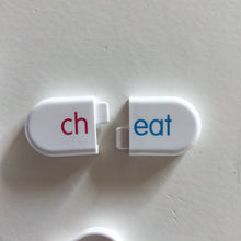 Word family snap blocks word building game