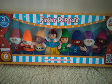 Wooden Finger puppets Snow white - Toddler kids preschool family daycare story telling aids